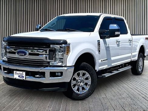 Used 2018 Ford F250 XLT w/ XLT Premium Package image 1