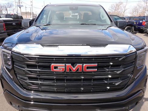 Used 2022 GMC Sierra 1500 Pro w/ Pro Value Package image 6