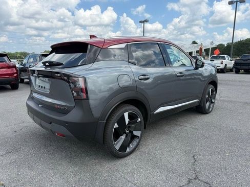 New 2025 Nissan Kicks SR w/ SR Premium Package image 5
