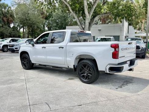 Used 2025 Chevrolet Silverado 1500 Custom w/ Turbomax Blackout Package RWD image 6