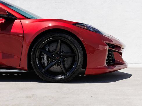Used 2024 Chevrolet Corvette E-Ray AWD/4WD image 11