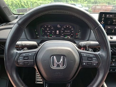 Used 2023 Honda Accord Sport image 18