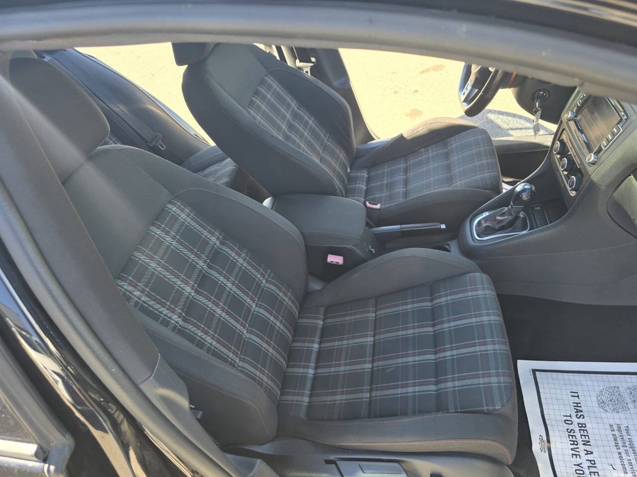 Used 2013 Volkswagen Golf 4-Door FWD image 29