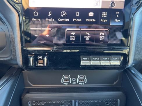 New 2026 RAM 2500 Laramie image 32