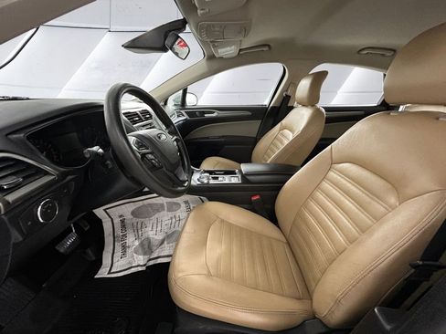 Used 2019 Ford Fusion S FWD image 7
