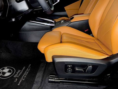 Used 2025 BMW X3 xDrive30i w/ Premium Package image 10