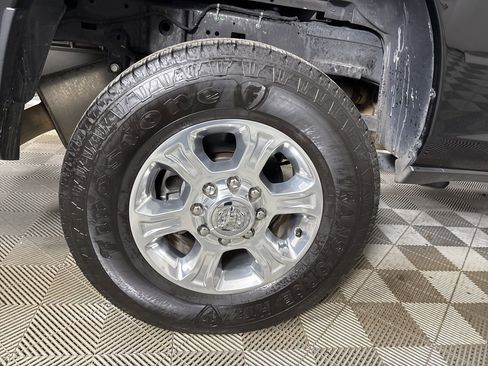 Used 2024 RAM 2500 Big Horn w/ Bed Utility Group image 28