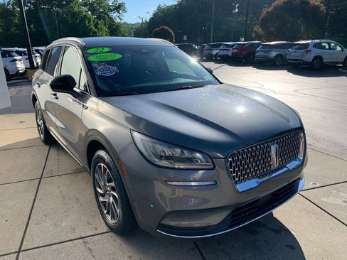 Certified 2022 Lincoln Corsair AWD w/ Equipment Group 101A image 9