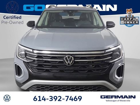 Certified 2024 Volkswagen Atlas Peak Edition SE image 3