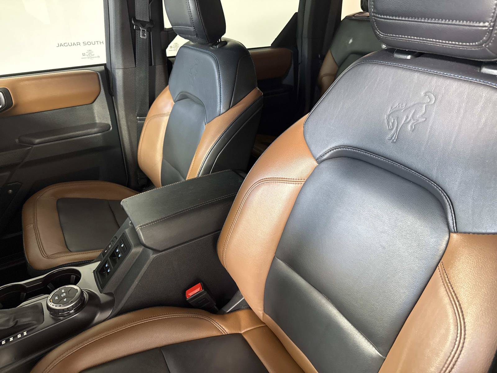 Used 2024 Ford Bronco Outer Banks AWD/4WD image 18