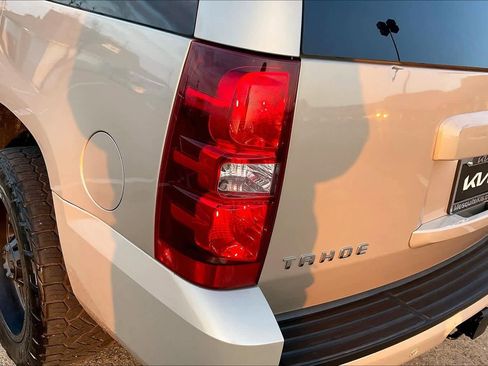 Used 2008 Chevrolet Tahoe LTZ w/ LTZ Preferred Equipment Group image 32