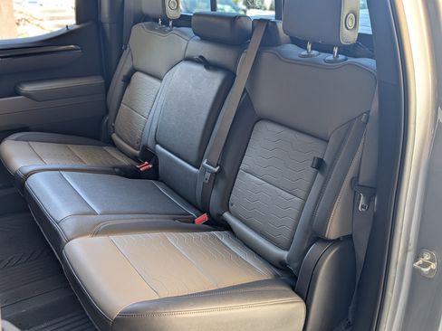 Used 2024 Chevrolet Silverado 1500 ZR2 w/ ZR2 Bison Edition image 17