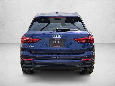 Used 2025 Audi Q3 2.0T Premium w/ Convenience Package image 7