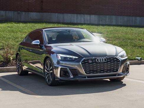 Used 2023 Audi S5 Premium Plus w/ Premium Plus Package image 2