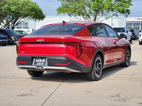 New 2026 Kia K4 EX image 4