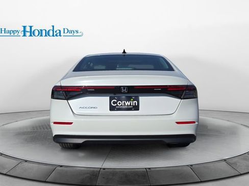 New 2025 Honda Accord SE image 18