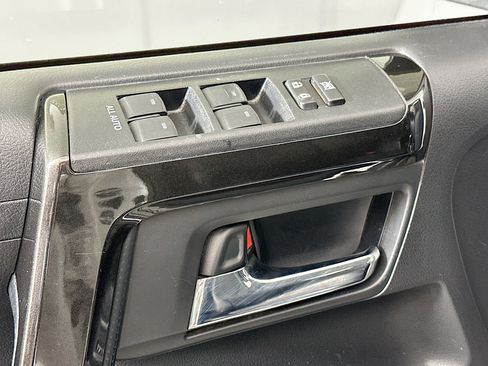 Used 2019 Toyota 4Runner TRD Off-Road Premium image 15