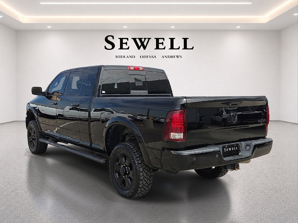 Used 2014 RAM 2500 Laramie w/ Black Appearance Group AWD/4WD image 3