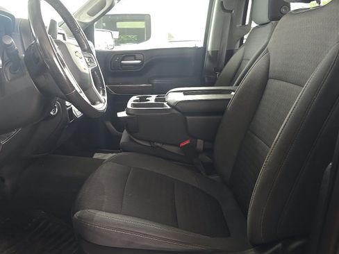 Used 2021 Chevrolet Silverado 1500 LT AWD/4WD image 5