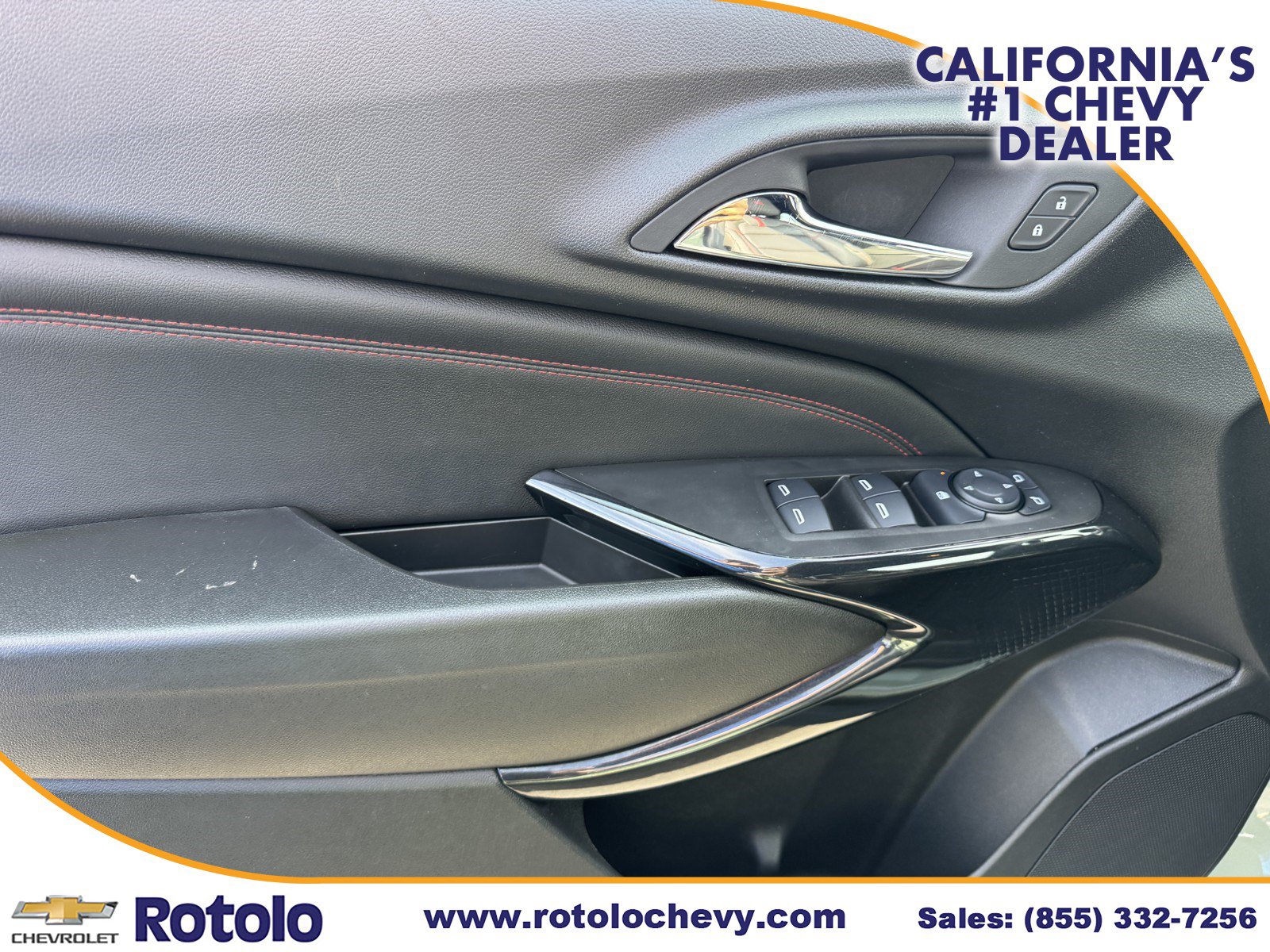 Used 2024 Chevrolet Trax RS w/ Sunroof Package FWD image 21
