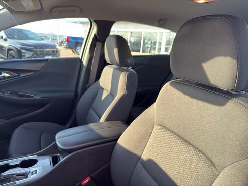 Used 2023 Chevrolet Malibu LT w/ Sport Edition image 24