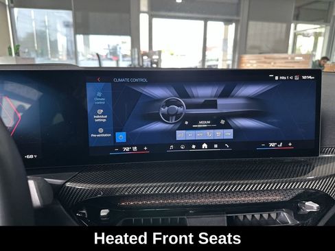 Used 2025 BMW M4 Coupe w/ Executive Package image 25