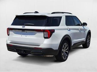 New 2025 Ford Explorer ST-Line video 2