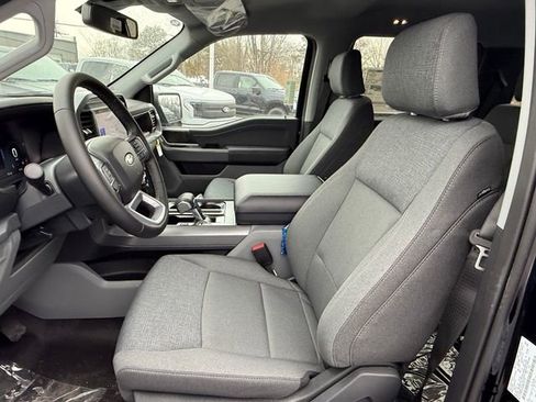 New 2025 Ford F150 Lightning XLT image 9