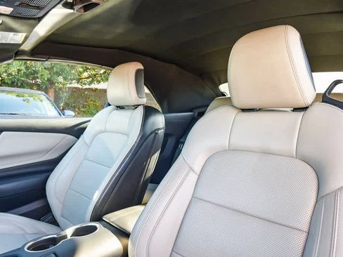 Used 2024 Ford Mustang Premium image 17