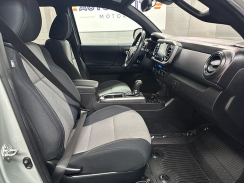 Used 2023 Toyota Tacoma TRD Sport w/ Technology Package AWD/4WD image 20