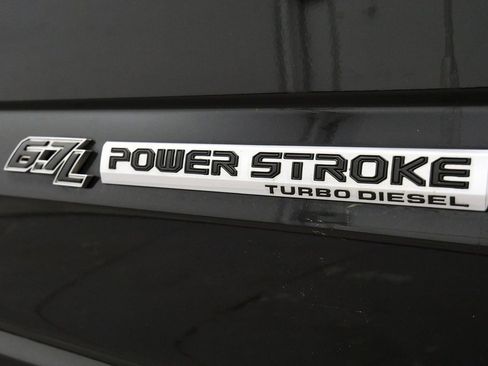 Used 2019 Ford F250 XLT image 11