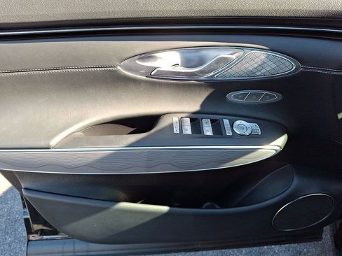 Used 2025 Genesis GV70 2.5T Advanced w/ Advanced Package image 10