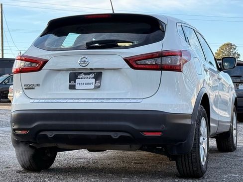 Used 2020 Nissan Rogue Sport S FWD image 5