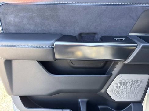 New 2025 Ford F150 Platinum w/ Equipment Group 702A High image 18