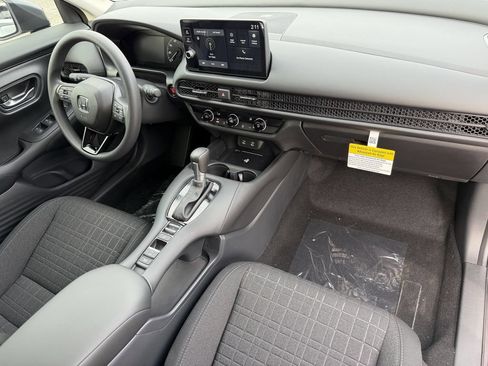 New 2026 Honda HR-V LX image 10