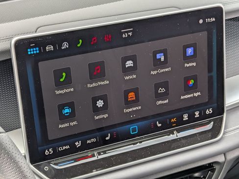 New 2026 Volkswagen Tiguan SE R-Line AWD/4WD image 21