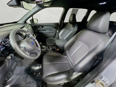 Certified 2025 Subaru Forester Limited AWD/4WD image 18
