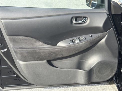 Used 2015 Nissan Leaf S w/ Charge Package image 10