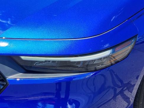 Used 2025 Honda Accord Sport image 9