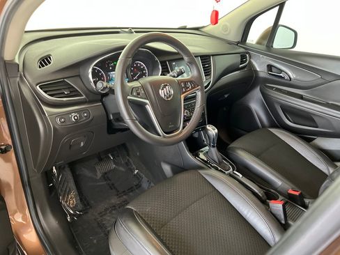 Used 2017 Buick Encore Sport Touring AWD/4WD image 19