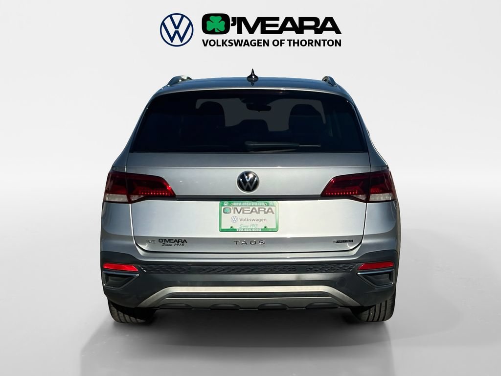 Used 2023 Volkswagen Taos SE w/ Black Wheel Package AWD/4WD image 4