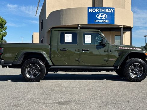Used 2022 Jeep Gladiator Rubicon w/ LED Lighting Group AWD/4WD image 3