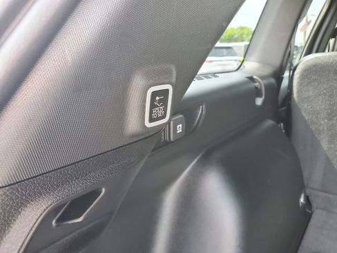 Certified 2023 Jeep Grand Cherokee Altitude AWD/4WD image 27