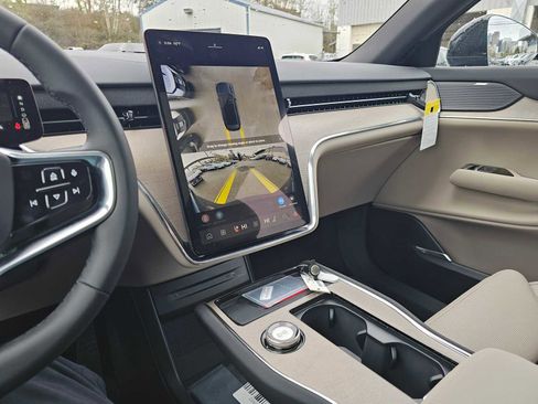 New 2026 Volvo EX90 Ultra image 30