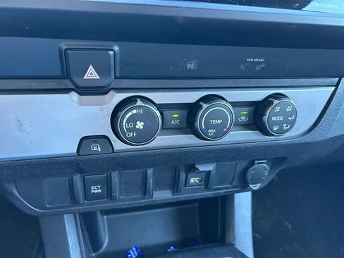 Used 2020 Toyota Tacoma SR image 24