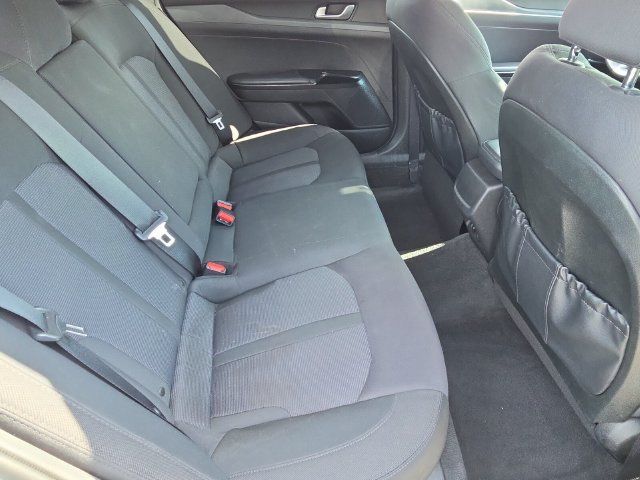 Used 2023 Kia K5 LXS FWD image 16