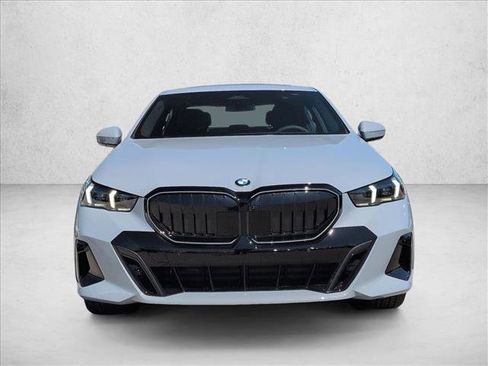New 2026 BMW 530i xDrive w/ M Sport Package AWD/4WD image 6