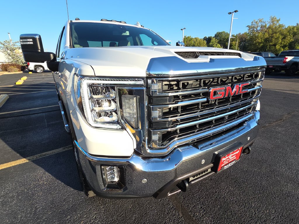 Used 2023 GMC Sierra 2500 SLT w/ SLT Preferred Package AWD/4WD image 12