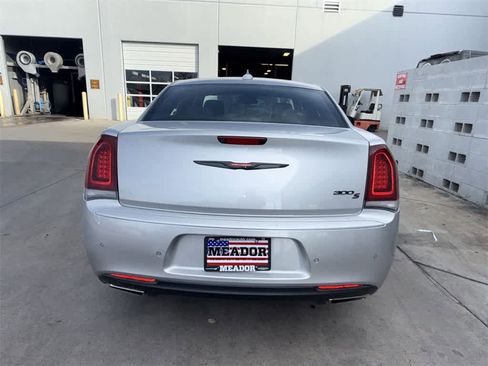 Used 2021 Chrysler 300 S image 5