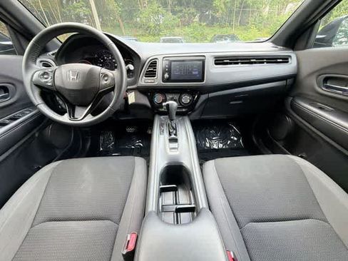 Used 2021 Honda HR-V Sport image 18